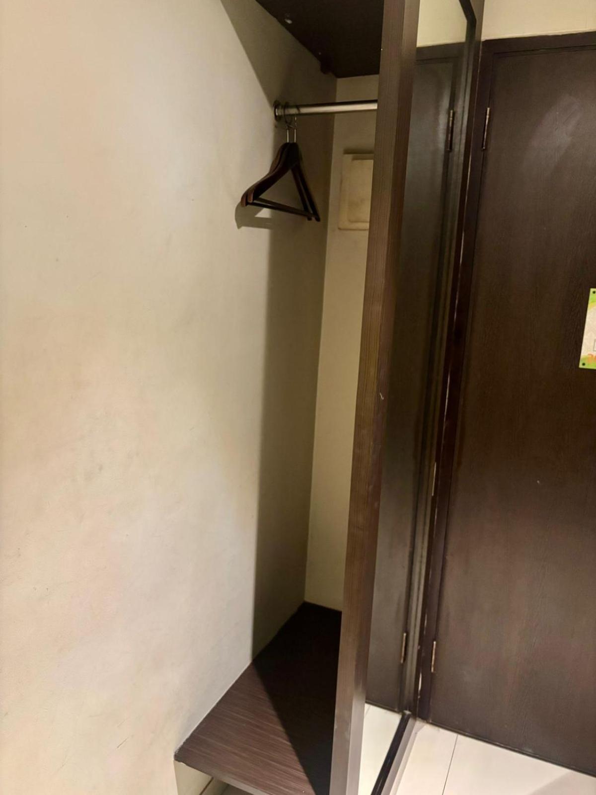 V Hotel Tebet Yakarta Exterior foto