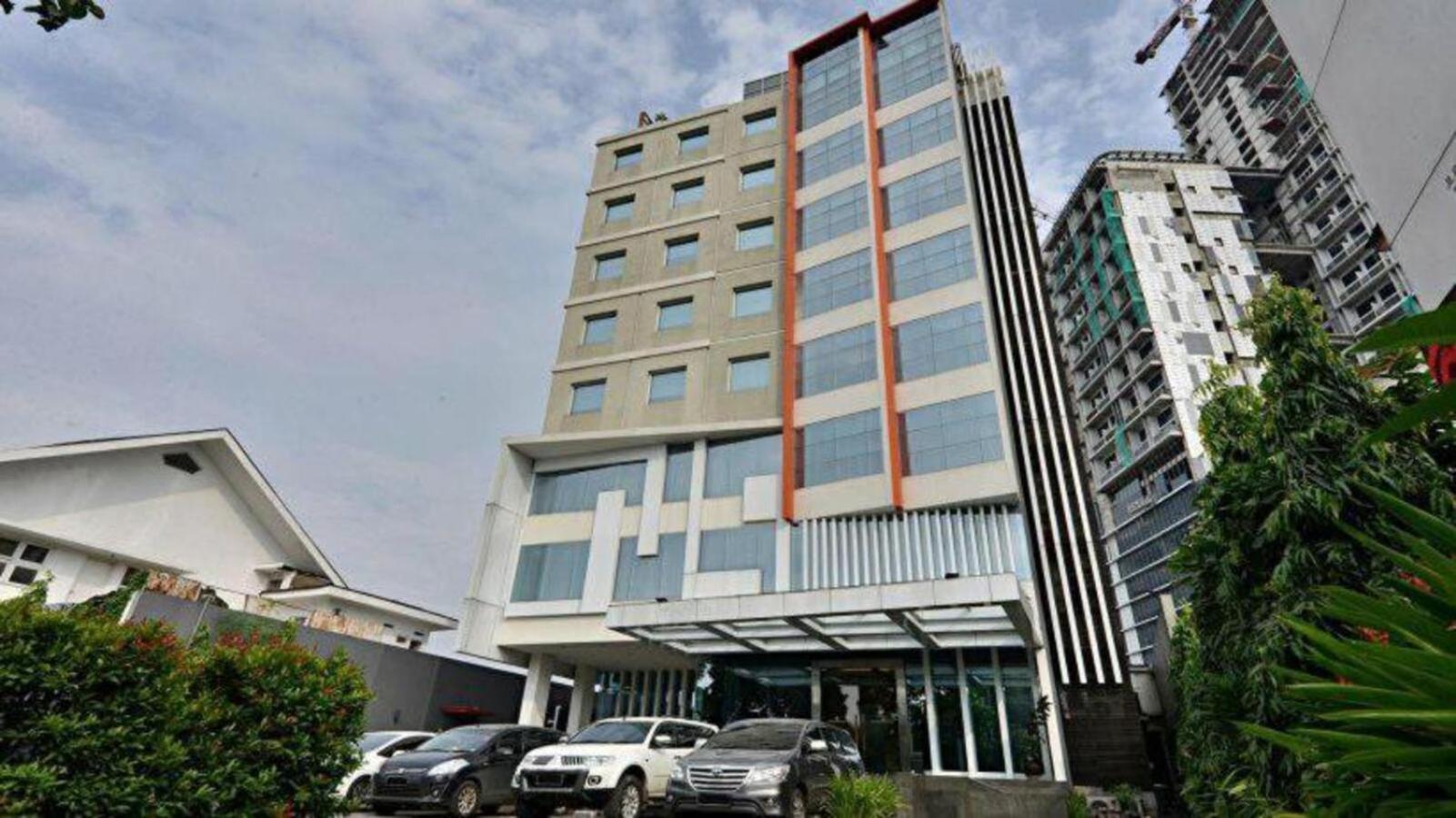 V Hotel Tebet Yakarta Exterior foto
